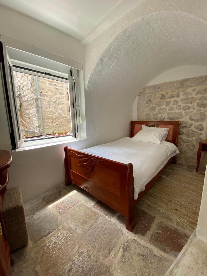 Apartment Ozana Kotor Extérieur photo