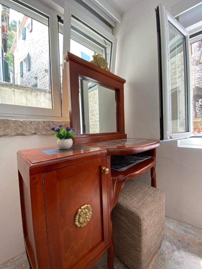 Apartment Ozana Kotor Extérieur photo
